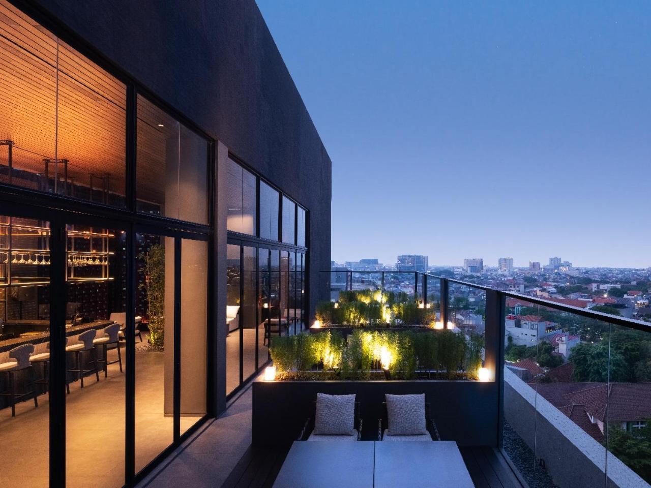 Rez Hotel 세마랑 외부 사진